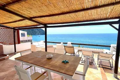 Image de Sea View Apartment in Forio - Cava dell'Isola | Elowen