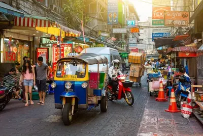 Image de Spacious & Luxury 1 Bedroom Located In Sukhumvit-Bar-Restaurant-Shopping