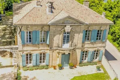 Image de Spacieuse maison en Provence Piscine 10 personnes