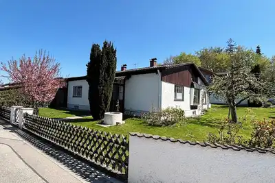 Image de Vacation home for 6 guests - large garden & conservatory