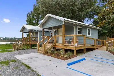 Image de Gil’s Amberjack Cottage! Ocean Springs Waterfront!