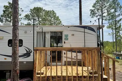 Image de Cozy camper in charming Hampstead just 5 miles from Topsail Island