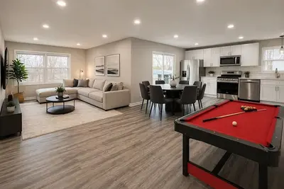 Image de Insurance & Crew Stay | 6 Beds | Fenced Yard