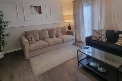 Image de East London 2-Bed Ap Sleeps 4 near Hainault Forest