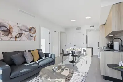 Image de 501-3213 Luxury Ocean View 1 Bedroom Rooftop Pool & Gym
