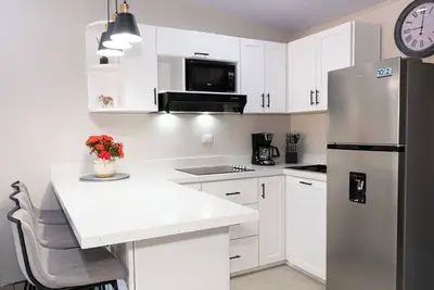 Image de Paradise Villas 2br Pool walk to town & beach