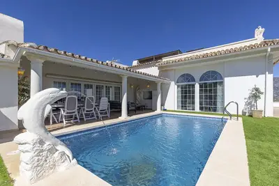 Image de Sea Views Villa La Rosa 5 Bed 4 Bath & Heated Pool