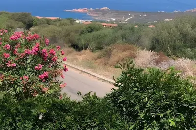 Image de Appartement 'Sea View Isola Rossa' avec Vue Mer, Wi-Fi et Climatisation