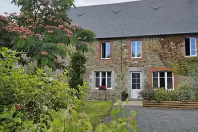 Image de Gîte De L'arthour : maison de vacances avec jardin privé et Wi-Fi