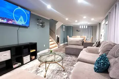Image de 7br Group Home Near Niagara Falls