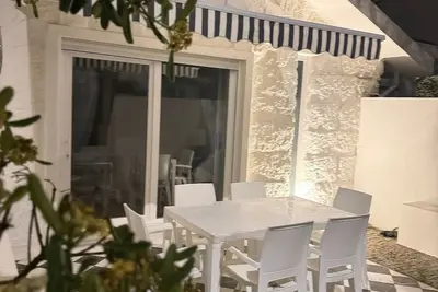 Image de Maison à 30 m de la plage de Mindelo, terrasse privée et Wi-Fi