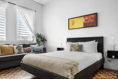Image de Iconic Santurce Studio | Ac | Fast WiFi