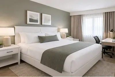 Image de Spacious 2br Toronto Stay with Extra Bed and Sofa Bed. Room for everyone!