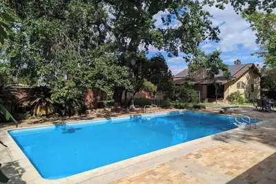 Image de Charming 3-bedroom ranch house with Ac in Bakersfield