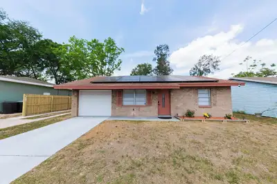 Image de Cozy 3br Home- Game Room- Parking- Backyard- Crib