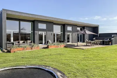 Image de Superbe maison à Hemmet avec sauna