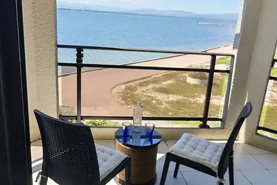 Image de Appartement avec climatisation et terrasse - vue étang