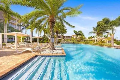 Image de Oceanfront 2br Condo Le Vent 309 by Bocobay