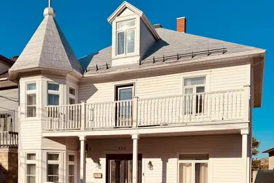 Image de L'Élégante Centenaire de Matane