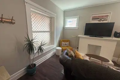 Image de Home in heart of Denver - Steps to Rose Medical