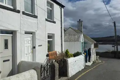 Image de Coastal cottage in seaside village - Pass the Keys