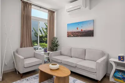 Image de Brand New 2br Townhome in Fremont with Rooftop Patio