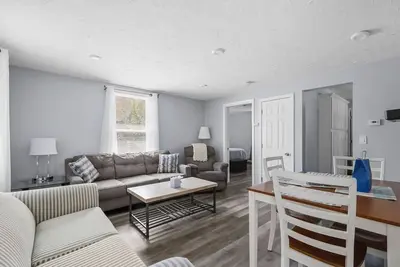 Image de Onset Beach House Retreat | Walk to Shops & Dining