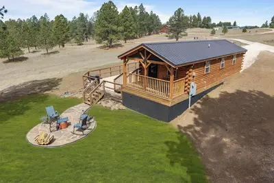 Image de Hilltop Hideway-Brand New-Just minutes from Custer-Close to Off Road Trails!