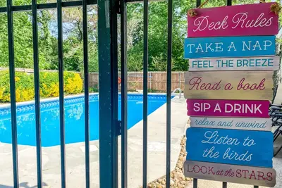 Image de Mahan Pool House | Relaxing, Private Group Getaway