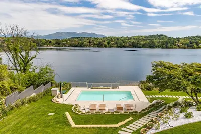 Image de Luxury Villa, swimming pool private beach sleeps 8