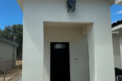 Image de New! 2 bedroom & 2 bath next to river Rotary Park