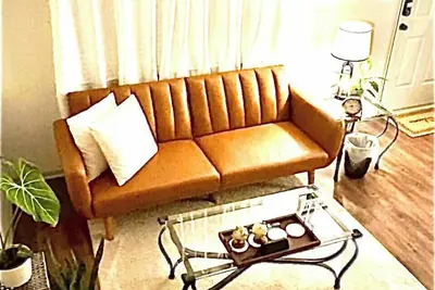 Image de Stylish | 2br Condo | Modern Comfort #210