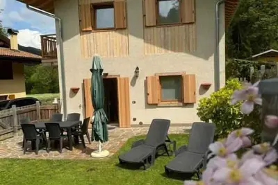 Image de Chalet avec jardin privé