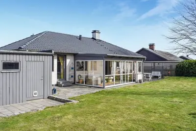Image de Charmante maison à Simrishamn avec Wi-Fi