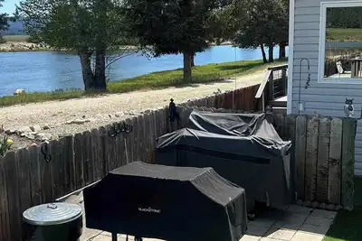 Image de Waters Riverfront Property in Cascade-Pet Friendly