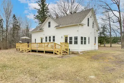 Image de Farmhouse on 11th Crow Wing Lake w/ Dock