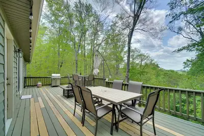 Image de 'Mountain View' Home Near Dale Hollow Lake Fun!