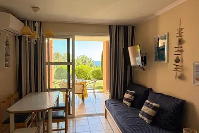 Image de Rez-de-jardin pour 4 pers. à Cap Esterel