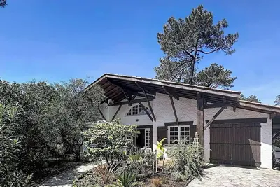 Image de Charmante maison 14 personnes dans quartier calme à Lacanau Océan