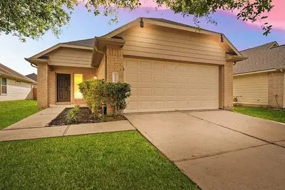 Image de Spacious 4-bedroom house in charming Houston with Ac Near Airport