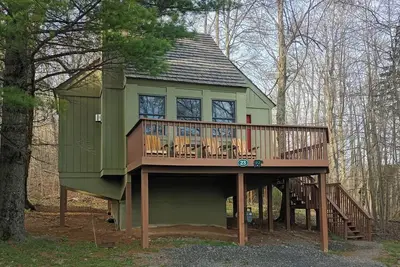 Image de 1br Cabin Plus Loft For 2 Great Views Overlooking Pond And Field