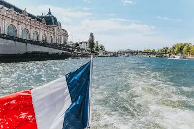 Image de Iconic Views & Old-World Charm In The Heart Of Paris