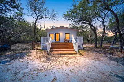Image de Coastal Solitude: Your Private 1-Acre Sanctuary in Rockport