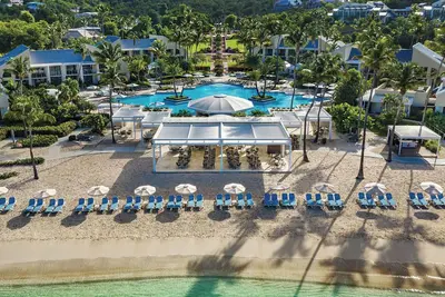 Image de 𝐅𝐢𝐧𝐝𝐢𝐧𝐠 𝐌𝐞𝐢𝐥𝐢: Beachfront Westin St. John Resort +Amenities Included