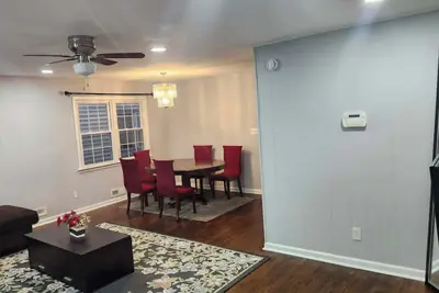 Image de Soothing 3-bedroom apartment with Ac in charming Bayonne