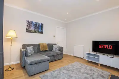 Image de Aberdeen Home w/ Parking Near Centre, Harbour & Airport  - Fast WiFi
