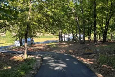 Image de Waterfront Private 3acre 4500 sq ft Luxury Spa Game Room Peaceful Views firepit