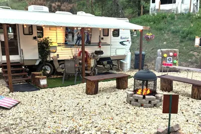 Image de New! Boise Mountain Rv Retreat - Spa - Fire Pit - Archery Range - Paddle Boards