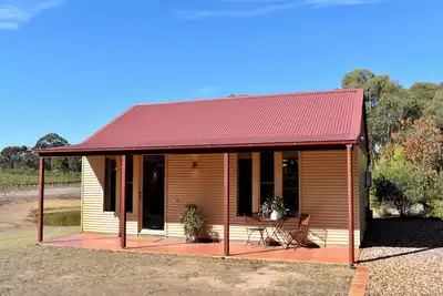 Image de Stay amongst the vines of Sandhurst Ridge Winery. Tranquil stay close to Bendigo