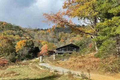 Image de Spacious Mountain Retreat Home on over 200 acres!